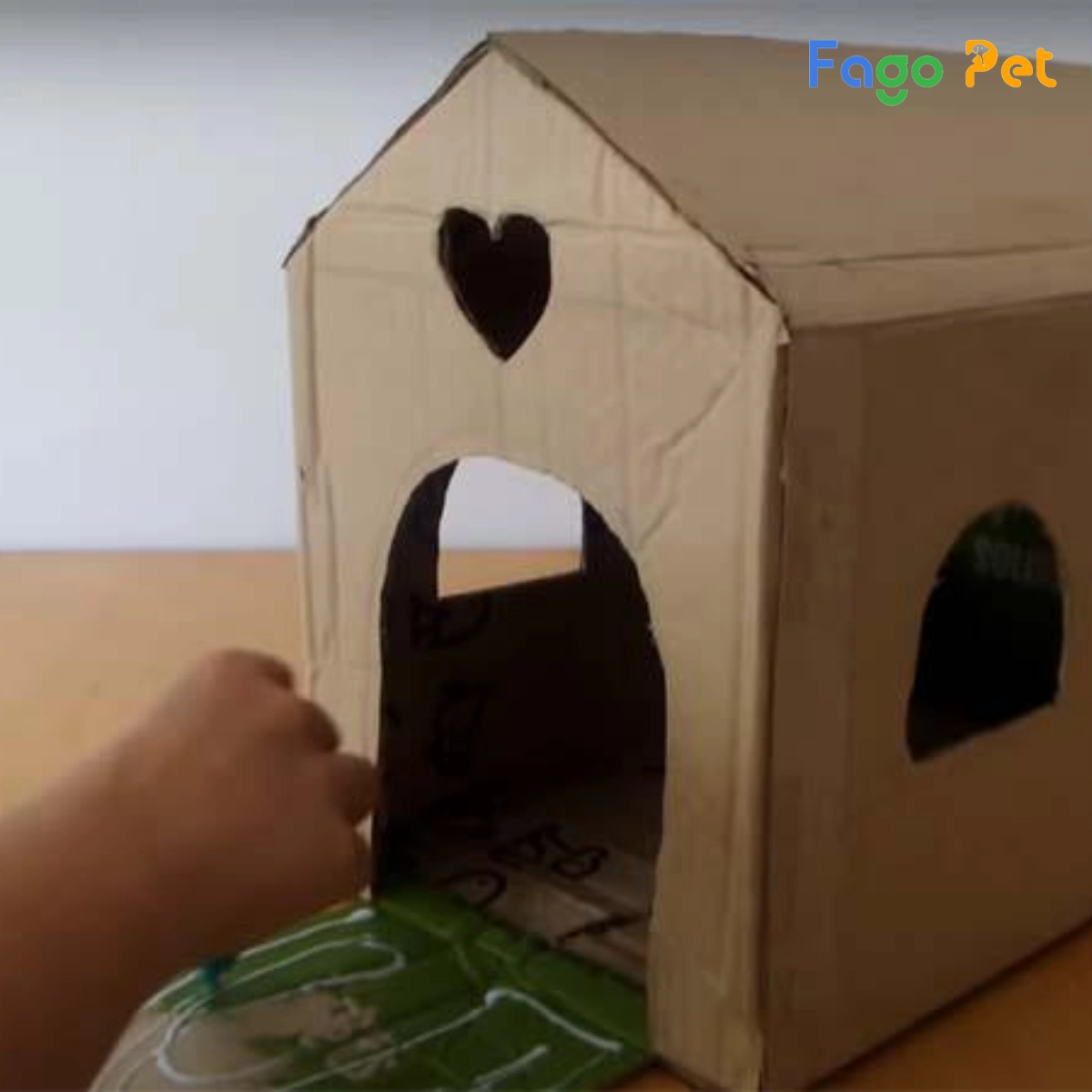 làm nhà cho mèo bằng bìa carton