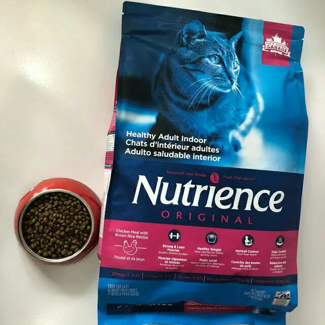 Thức ăn khô cho mèo Nutrience Original Healthy Adult Indoor
